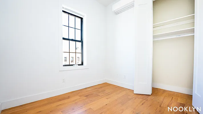 Rented by Nooklyn NYC LLC | media 21
