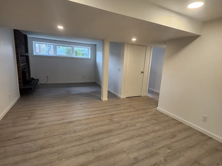 4775 Rundlewood Dr NE — Photo 8
