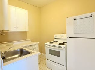 1441 Wyandotte St E #5, Windsor, ON N9A 3L1