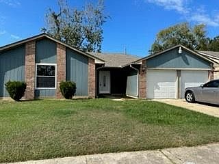 1st image of 3013 Essex Ave