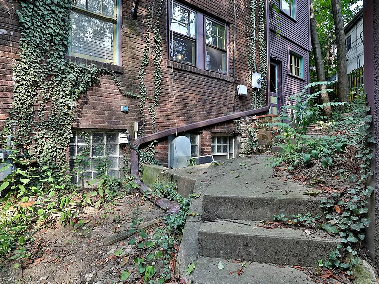 2120 Iuka Ave — Photo 48