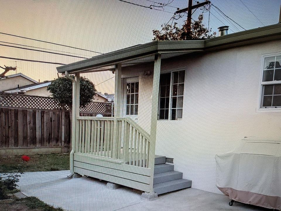 2nd image of 3602 Martin Dr #3602