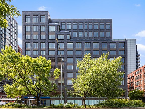 5th image of 196 Orchard St APT 10E