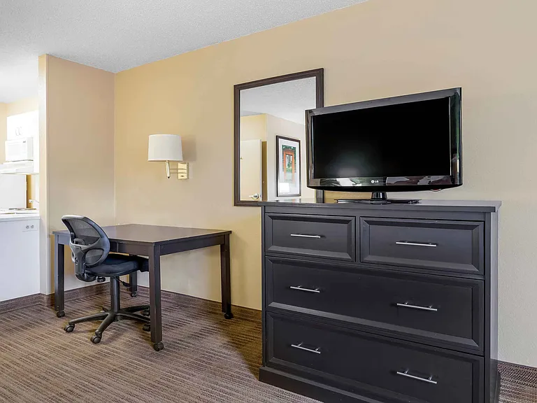 Studio Suite - 1 King Bed