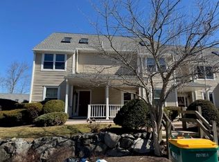 75 Hammond Pl #75, Woburn, MA 01801