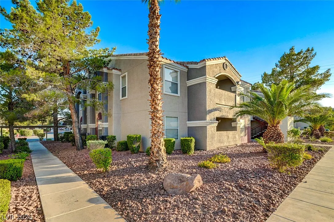 3 bed, 2.0 bath, 1146 sqft, $1,500 — Photo 3