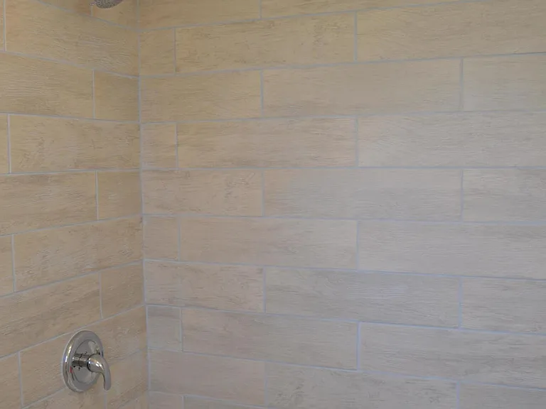 186 S Park Ave — Photo 15