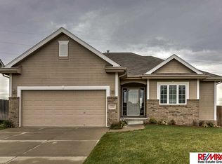 13806 S 47th St, Papillion, NE 68133