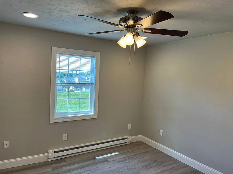 Salem Run Apartments - Phase 1 — Photo 82