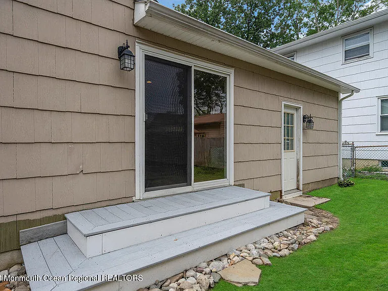802 Laura Herbert Dr — Photo 26