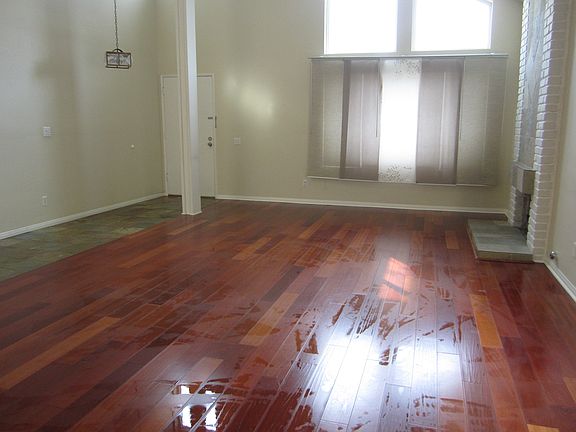 4th image of 723 Paseo De Leon