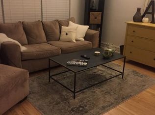 3954 N Southport Ave #2 L, Chicago, IL 60613