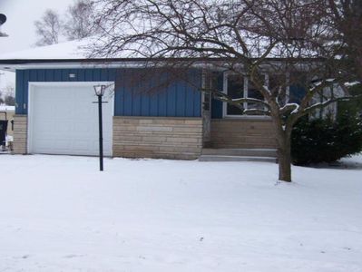 618 Western Ave, Random Lake, WI, 53075