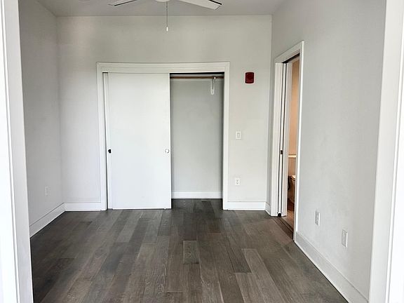 5th image of 1800 E 4th St Unit 305