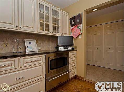 custom cabinets