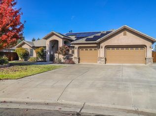2857 Norwich Ave, Clovis, CA