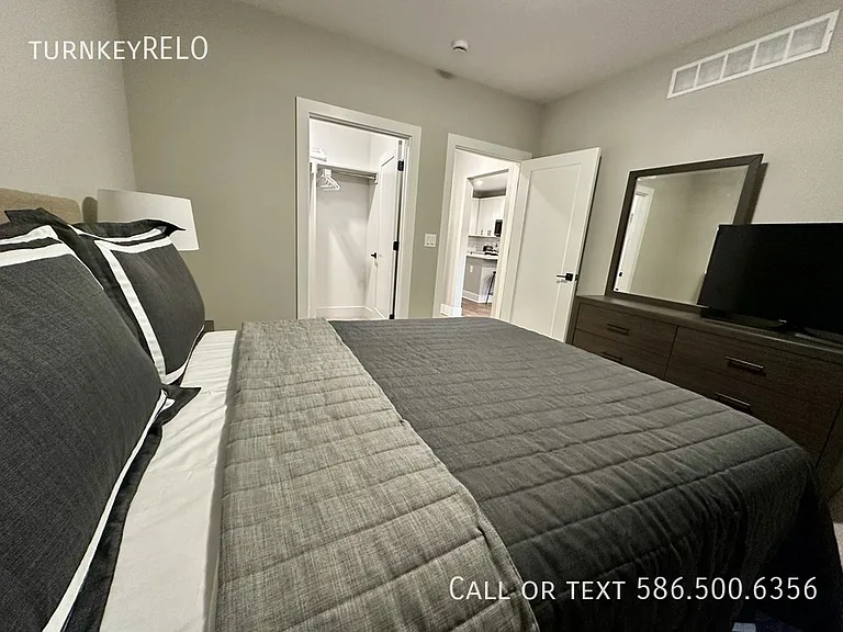 375 Kirts Blvd #106 — Photo 15