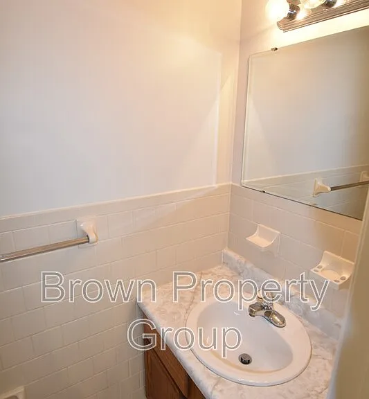 244 Wickford Ct #4 — Photo 12