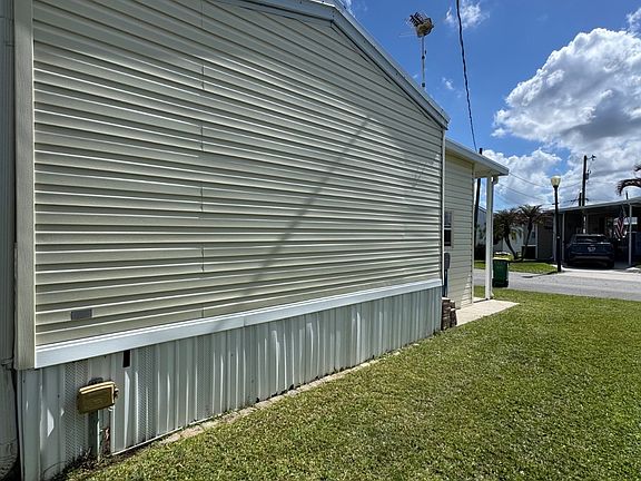 4th image of 305 Cape Ave