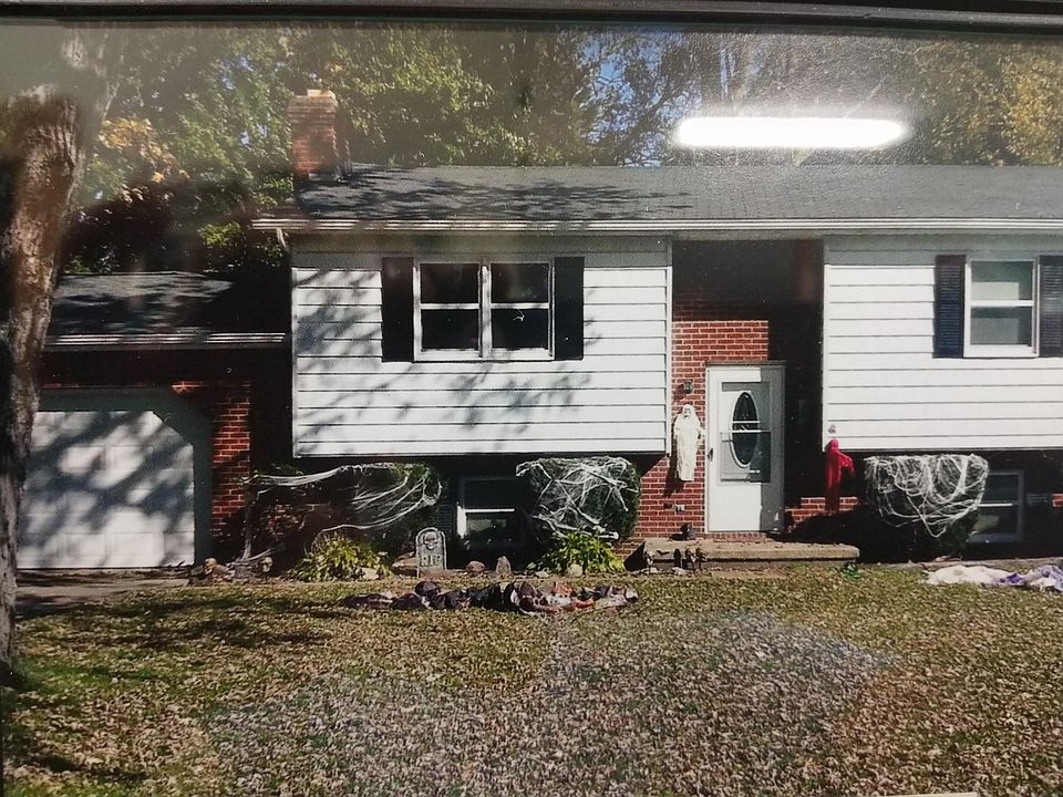 2nd image of 2641 Cumberland Rd
