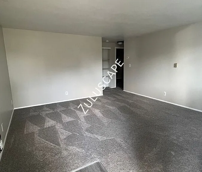 5566 Oliver Ave — Photo 2