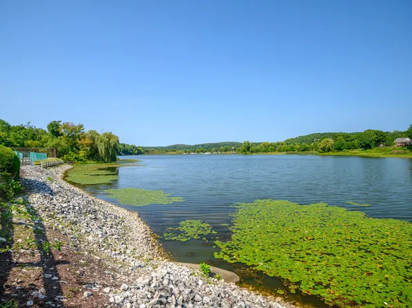 73 Boulevard Drive #1, Danbury, CT 06810