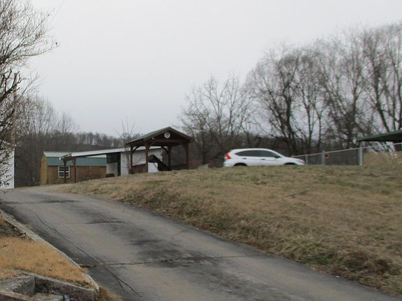 2nd image of 1404 W Lee Hwy