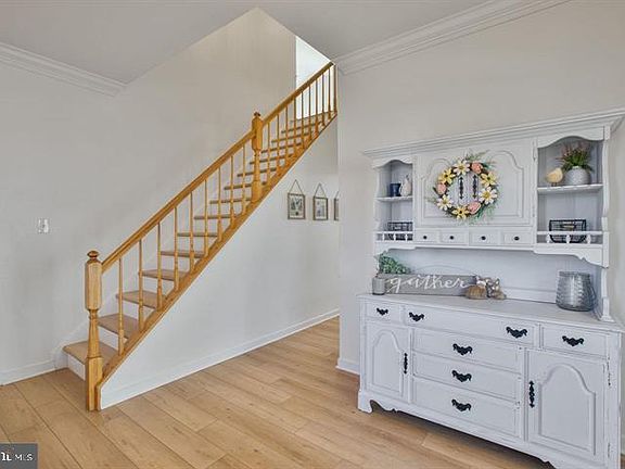 2nd image of 6923 Confederate Ridge Ln