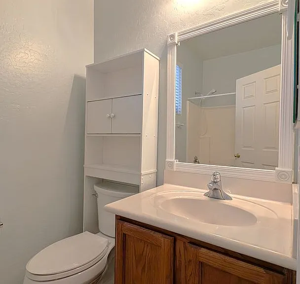 4236 E Oxford Ln — Photo 25