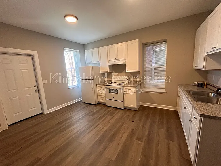 4578 Evans Ave — Photo 12