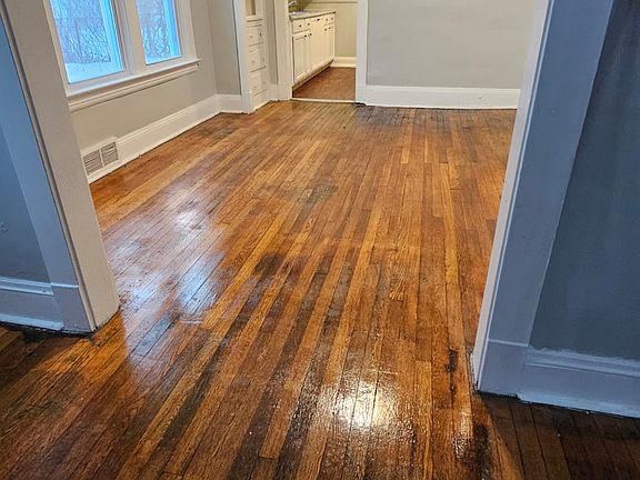 2nd image of 10552 Elk Ave Unit 2