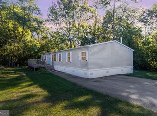 27 Helena Ln, Carlisle, PA 17015