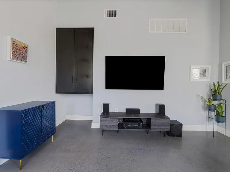 2205 N Lamar Blvd #321 — Photo 19