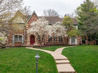 2100 W 61st Ter, Mission Hills, KS 66208