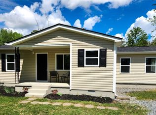 518 Smith Dr, Ruther Glen, VA 22546