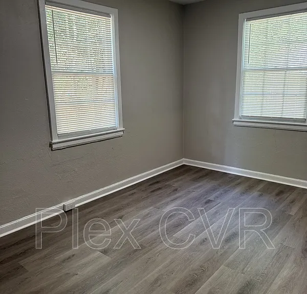 38 Mathews St — Photo 7