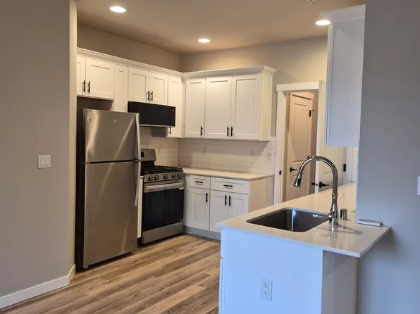 Copperberry Condominiums, 4002 10th St SE #101A, Puyallup, WA 98374