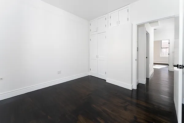 Rented by Yellowstone Equity Management Inc | media 4