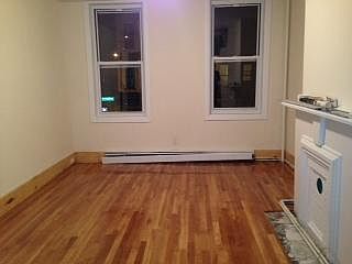 2nd image of 190 Knickerbocker Ave