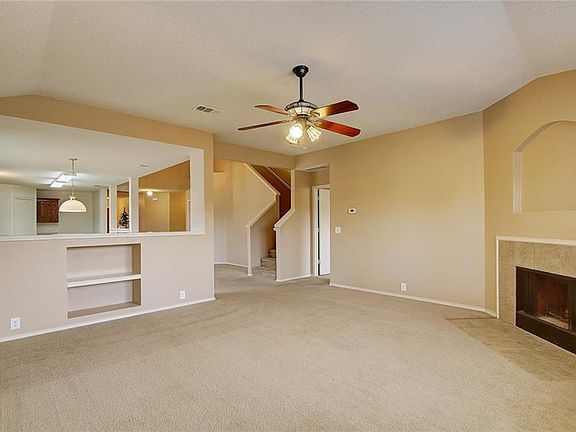 4th image of 3900 Vinyard Way