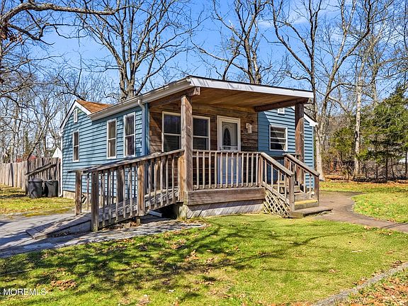 3rd image of 2981 Nicolette Road