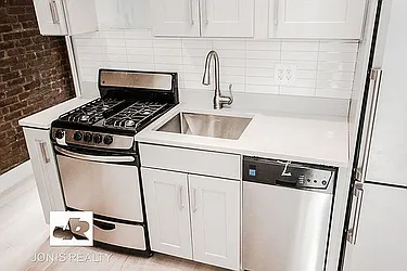 Rented by Jonis Realty