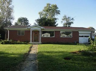 689 Walnut St, Whiteland, IN 46184