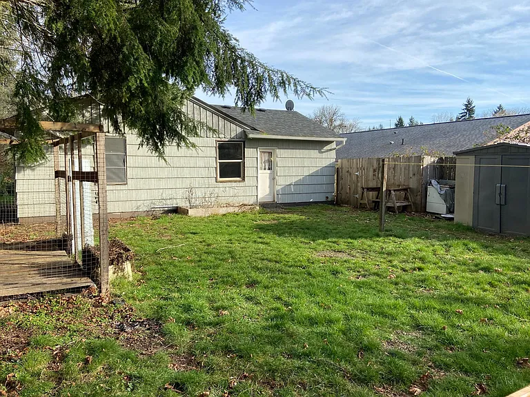 1324 Garrison Ave — Photo 11