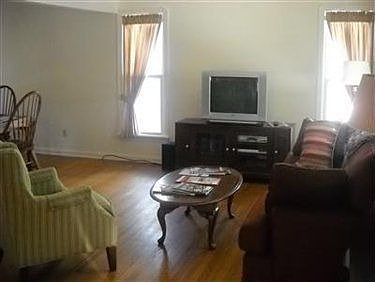 4th image of 4326 W 222nd St