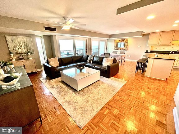 3rd image of 527 N Boardwalk #709