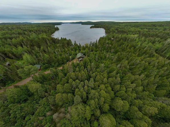 47 N Pike Lake Rd, Grand Marais, MN 55604