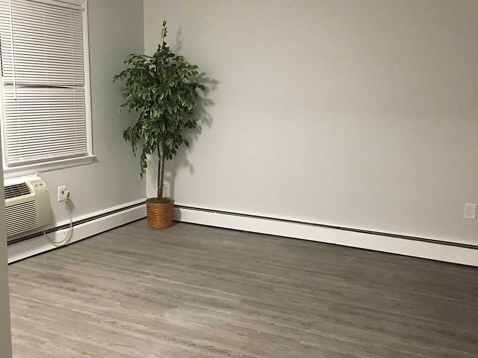 Sterling House Apartments Bridgeport, CT Zillow