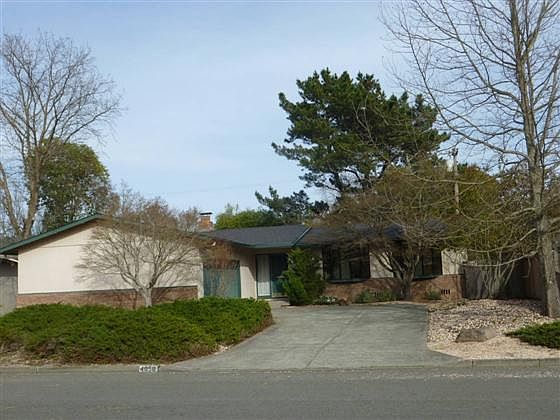 1st image of 4050 Malone Dr