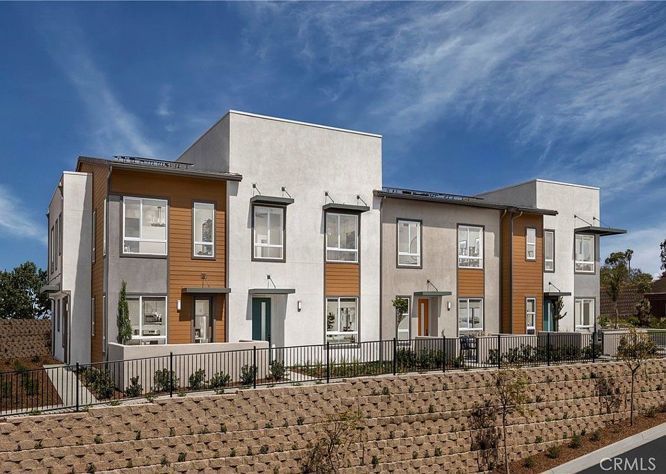 1st image of 1066 Kendale Way
